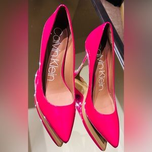 Calvin Klein Bright Pink Pumps Size 9 Brand New Never Worn